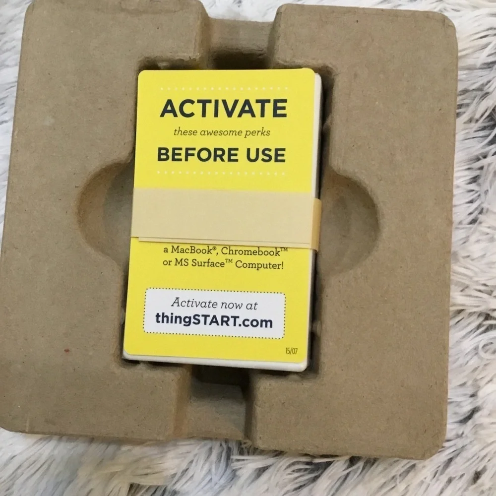 thingCHARGER with interchangeable tips New in box Wire-less